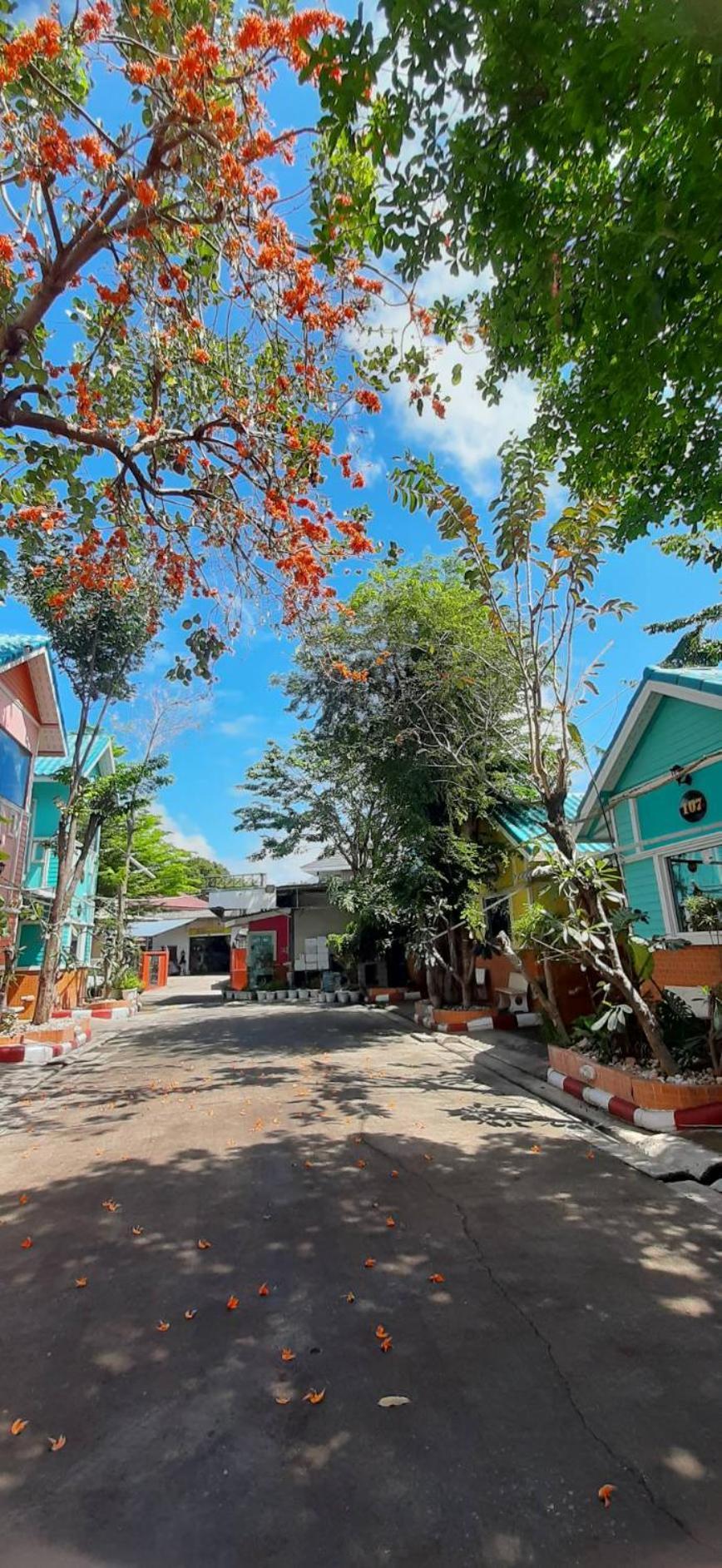 Rak Kun Resort 2 Nakhon Sawan Esterno foto