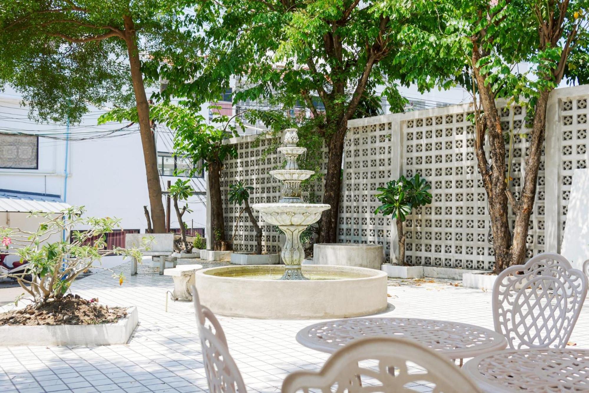 Rak Kun Resort 2 Nakhon Sawan Esterno foto