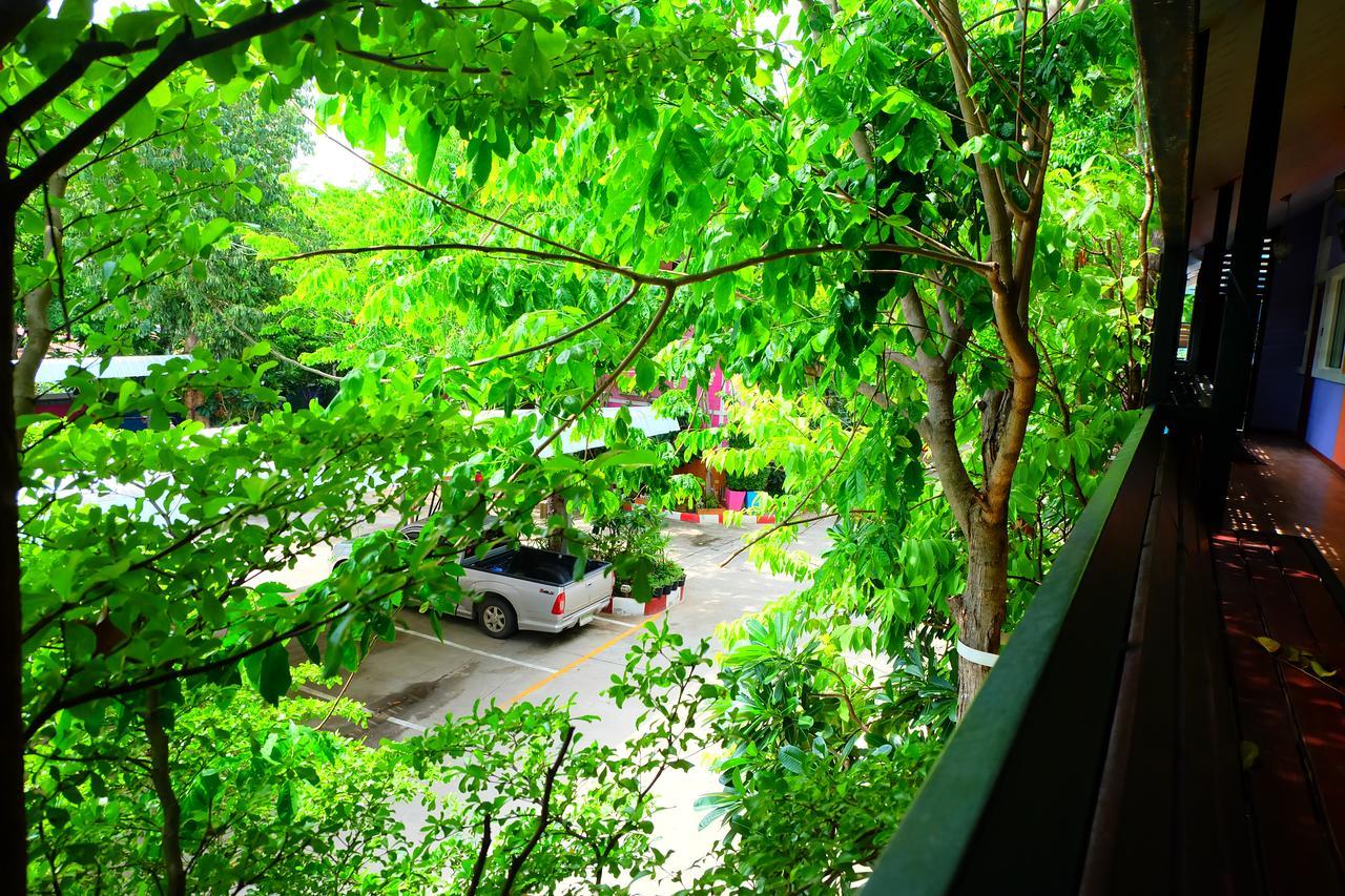 Rak Kun Resort 2 Nakhon Sawan Esterno foto