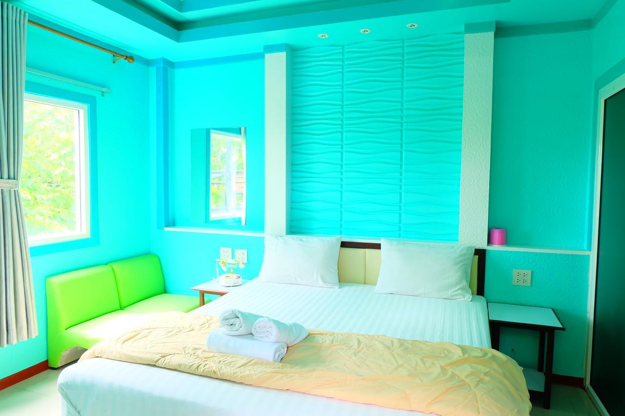 Rak Kun Resort 2 Nakhon Sawan Esterno foto