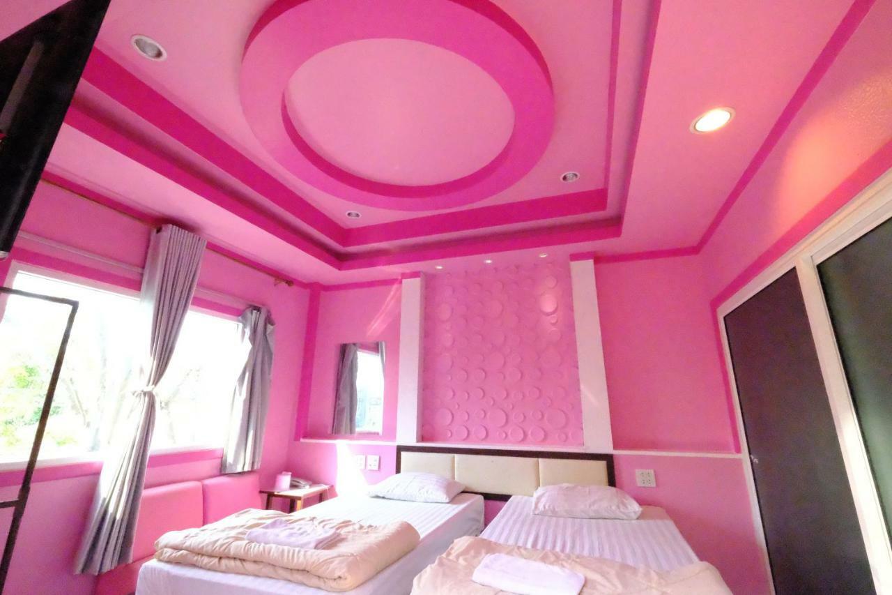 Rak Kun Resort 2 Nakhon Sawan Esterno foto